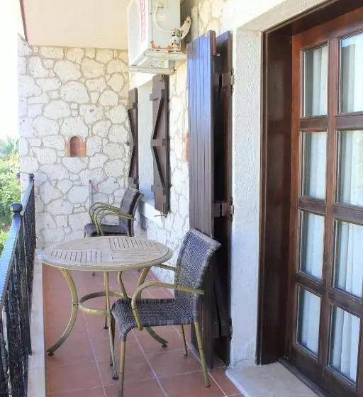 Yalcinkaya Tas Apart