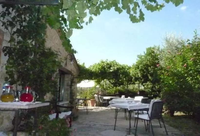 ホテル Agriturismo San Sano