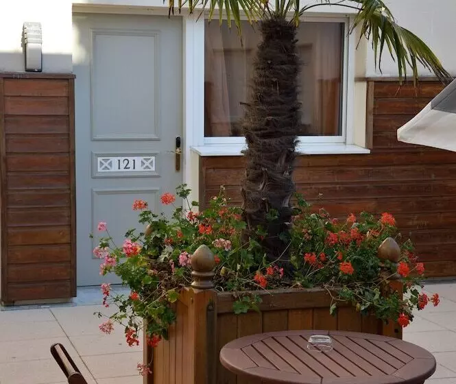 هتل Almoria Hôtel & Spa