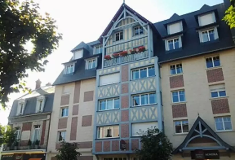 هتل Almoria Hôtel & Spa