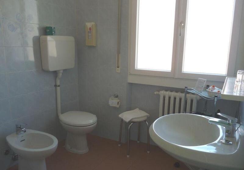 בית מלון כפרי Alpino