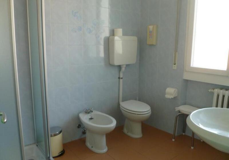 בית מלון כפרי Alpino