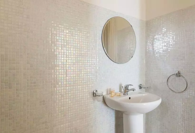 酒店 Anemos Beach Lounge