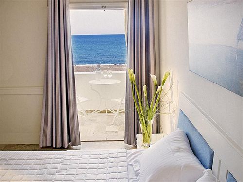 Hotel Anemos Beach Lounge