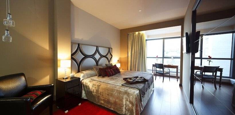 Hotel Silken Axis Vigo