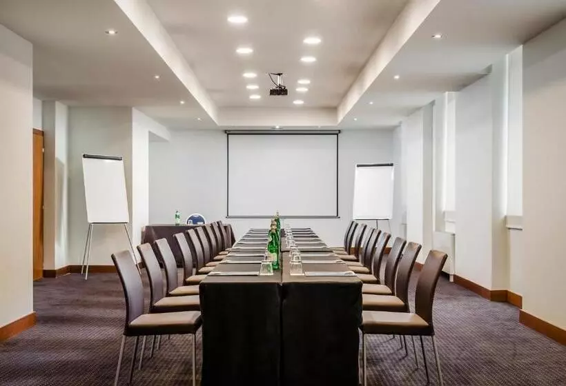 בית מלון כפרי Eurostars Roma Aeterna