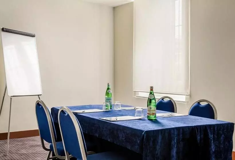 בית מלון כפרי Eurostars Roma Aeterna