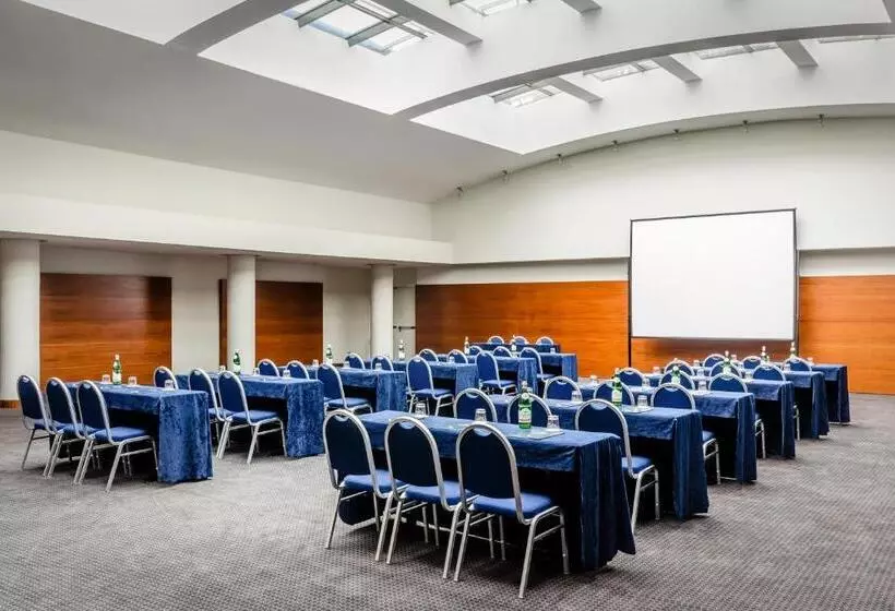 בית מלון כפרי Eurostars Roma Aeterna