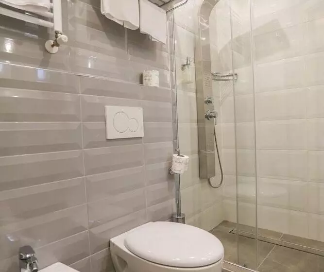 هتل Gallia Palace