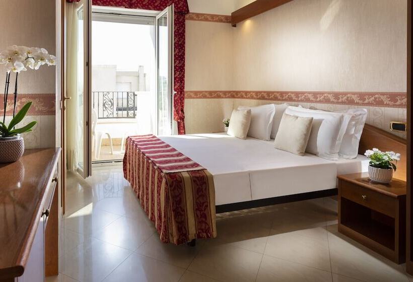 هتل Gallia Palace