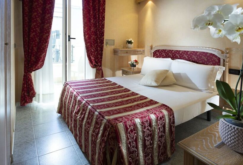 هتل Gallia Palace