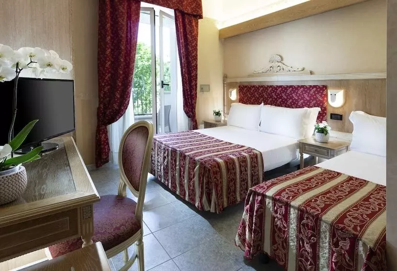 هتل Gallia Palace