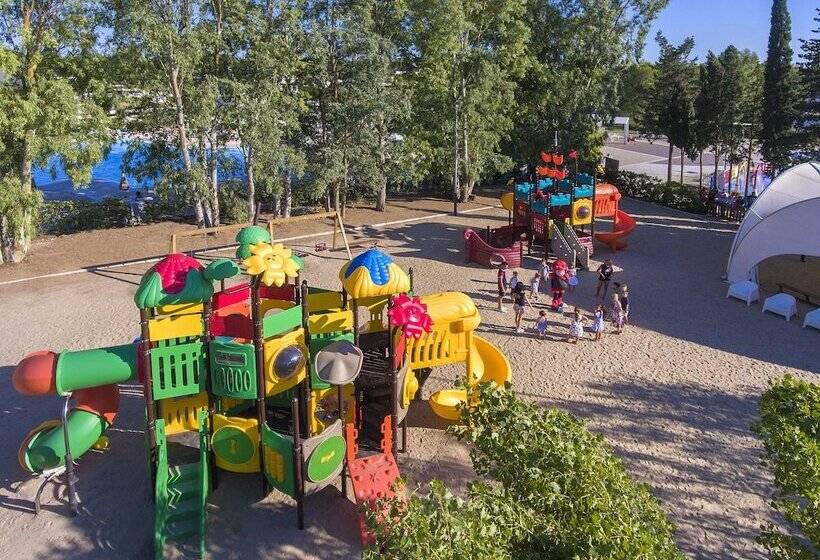 בית מלון כפרי Ethra Reserve   Valentino 4