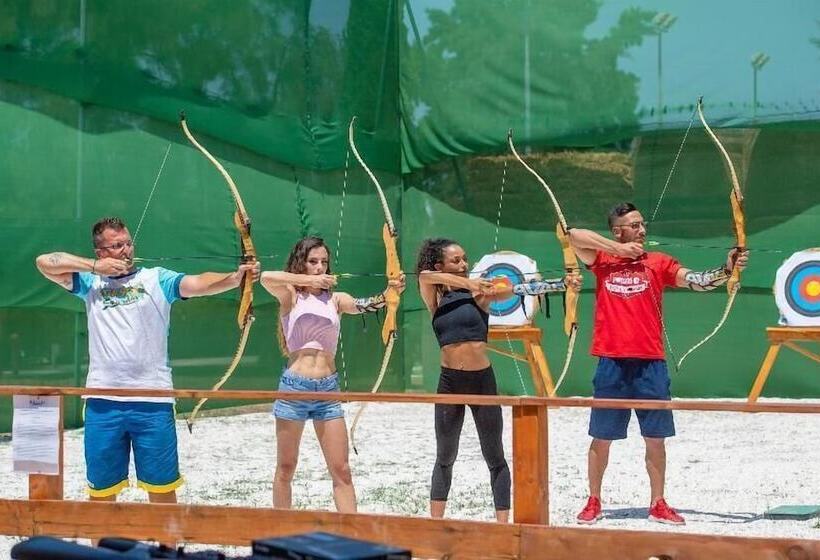 בית מלון כפרי Ethra Reserve   Valentino 4