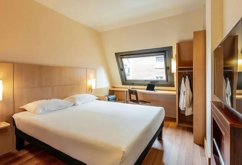 هتل Ibis Bilbao Centro
