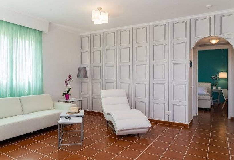 هتل Keri Village & Spa By Zante Plaza