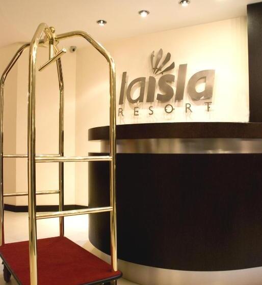 Отель La Isla Resort