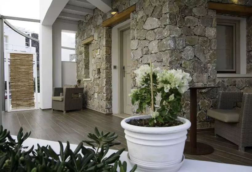 La Mer Deluxe Hotel & Spa