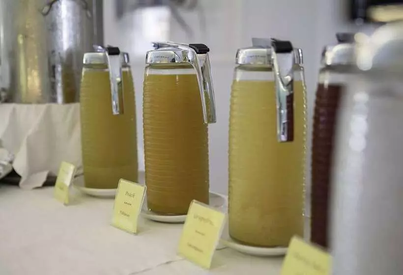 La Mer Deluxe Hotel & Spa