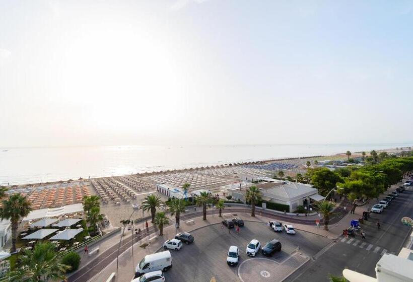 Отель La Sirenetta