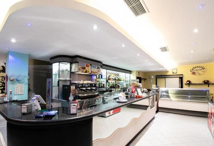 Отель La Sirenetta