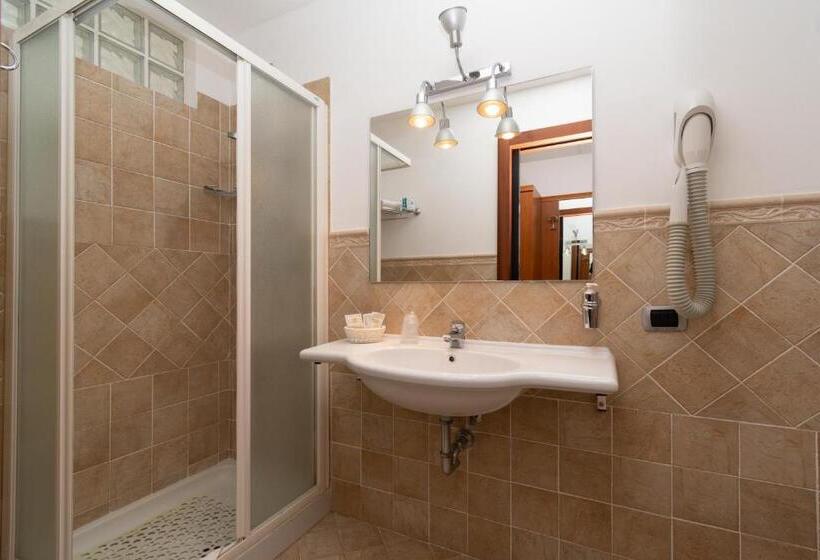 Отель La Sirenetta