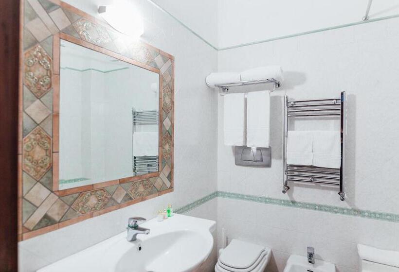 בית מלון כפרי Montana