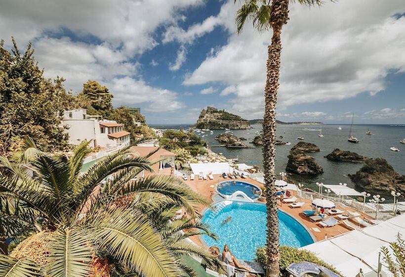 Strand Hotel Delfini