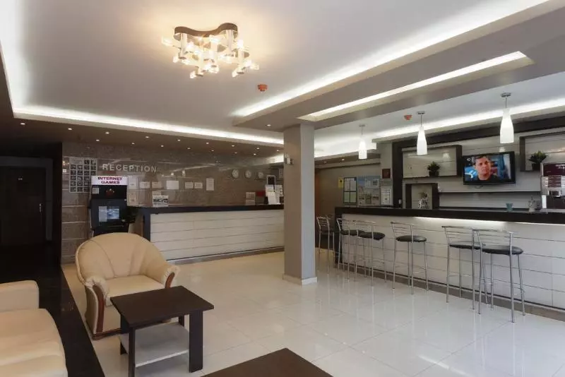 Отель Vemara Club