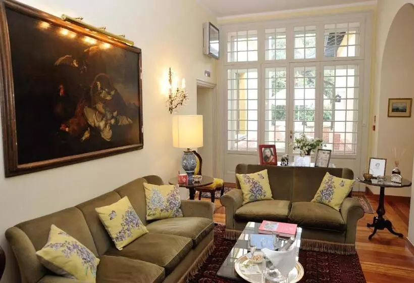 Отель Villa Claudia Dei Marchesi Dal Pozzo