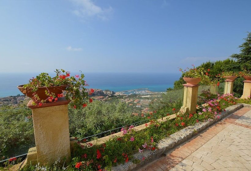 ホテル Villaggio L  Olivara