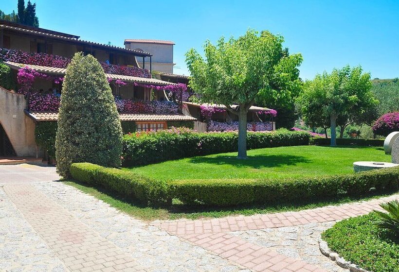 ホテル Villaggio L  Olivara