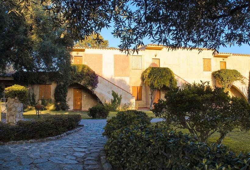 ホテル Villaggio L  Olivara