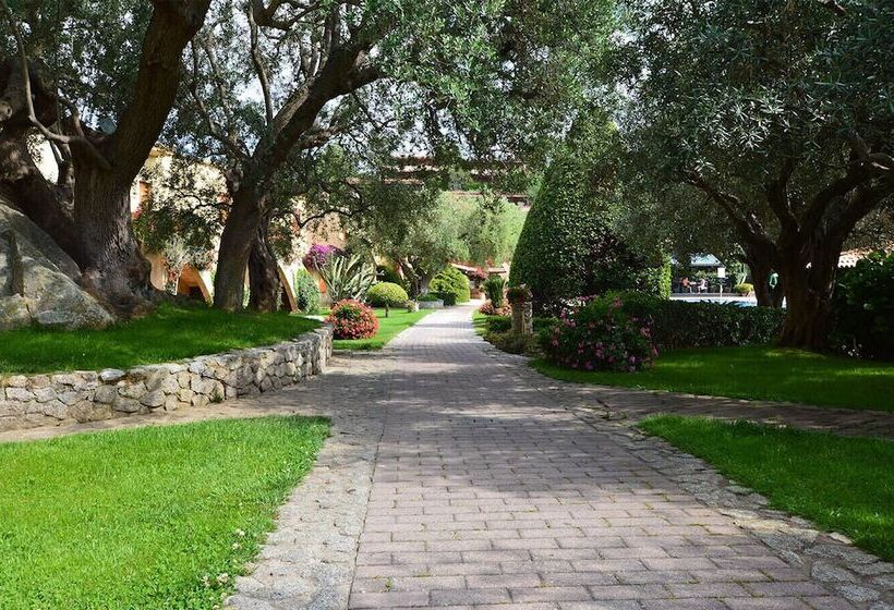 ホテル Villaggio L  Olivara
