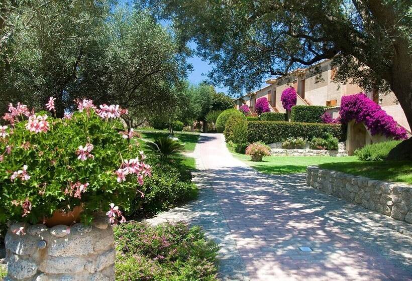 ホテル Villaggio L  Olivara