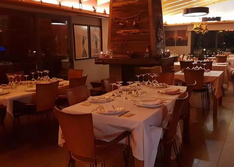 Hotel Villaro Del Bosc