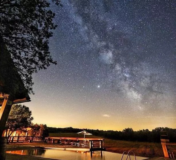 Hotel Villaro Del Bosc