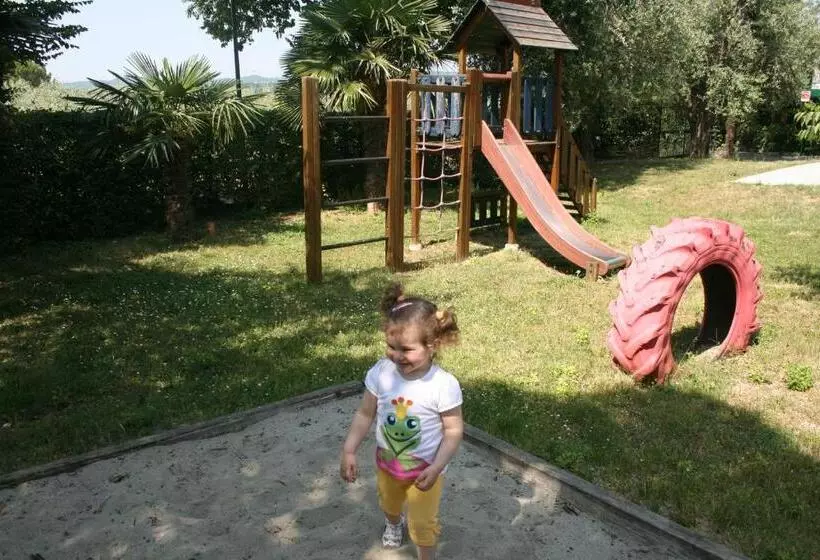 Residence Miralago Rooms & Apartments