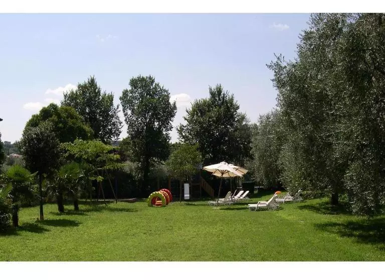 Residence Miralago Rooms & Apartments