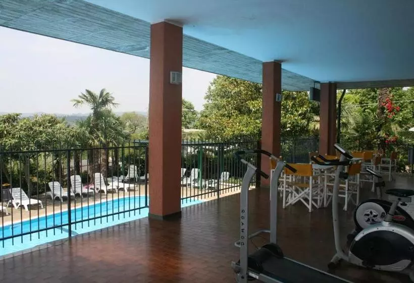 Residence Miralago Rooms & Apartments