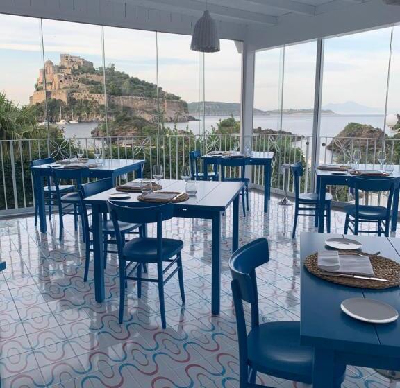 Strand Hotel Delfini