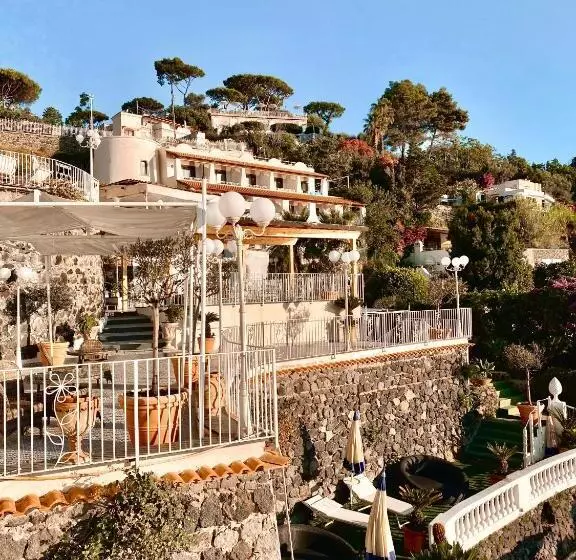 Strand Hotel Delfini