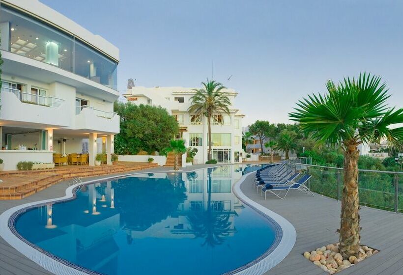 Aparthotel Ferrera Beach