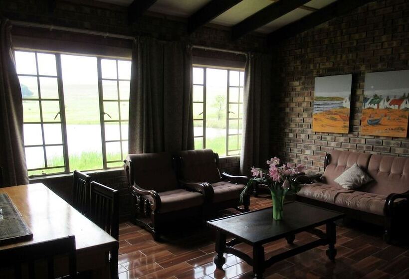 هتل Elandskloof Trout Farm