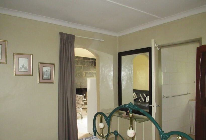 هتل Elandskloof Trout Farm