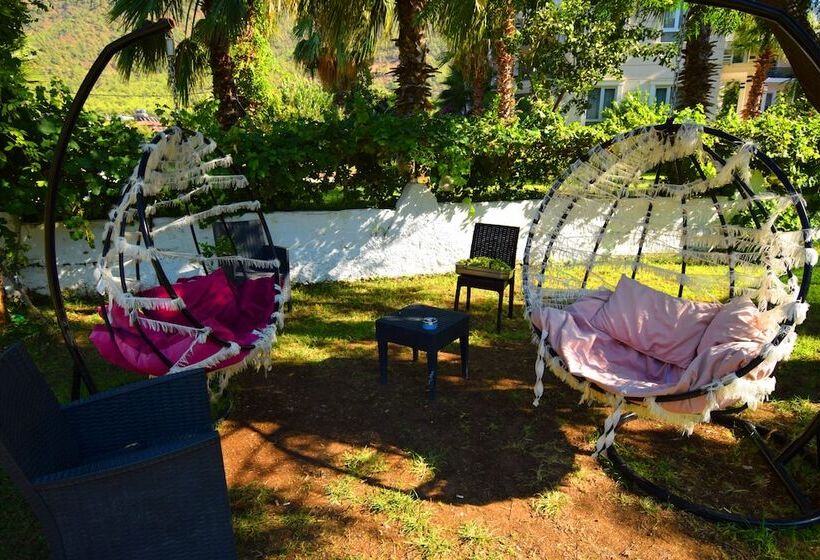 酒店 Adrasan Beach Club