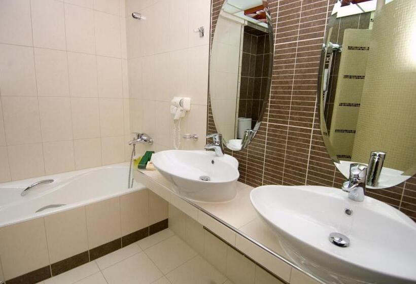 فندق Aiges Melathron