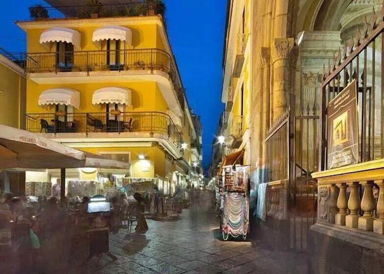 酒店 Astoria Sorrento