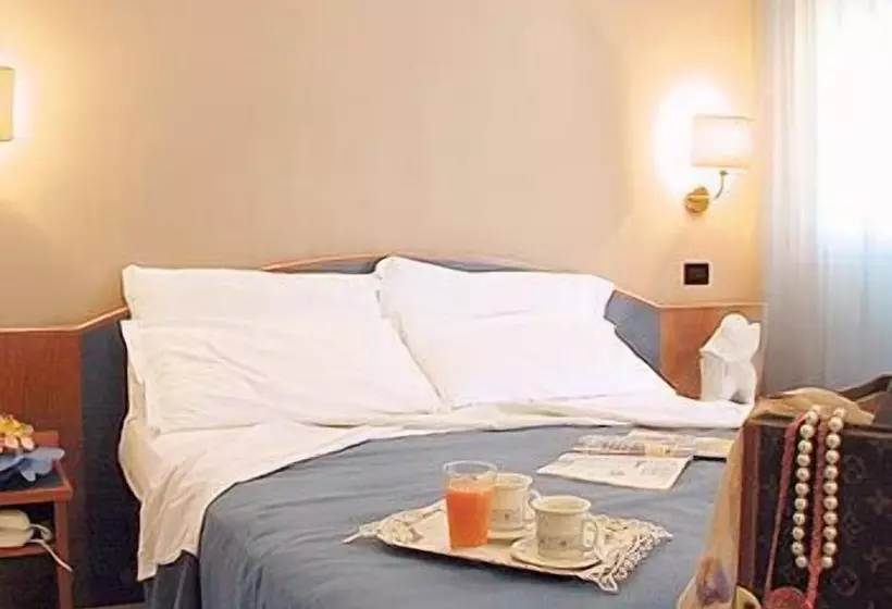 בית מלון כפרי B&b Montecarlo