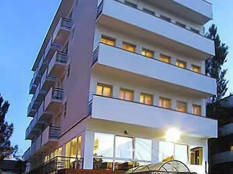 בית מלון כפרי B&b Montecarlo